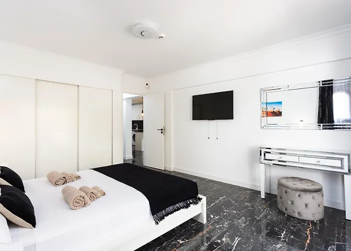 Del Atlantico Costa Adeje (Tenerife)